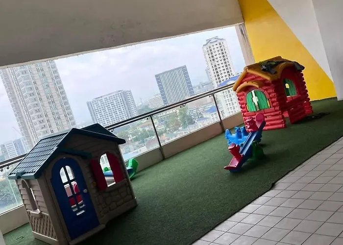 Miya's Crib Staycation G Aparthotel Manila